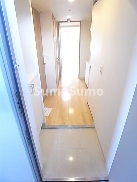 レジュールアッシュアーバンゲートの玄関|落ち着いた玄関です