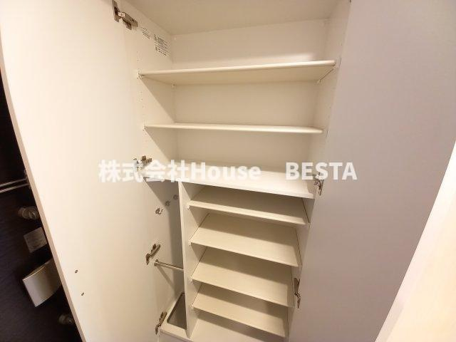 スワンズシティ神戸湊川Ⅱの収納