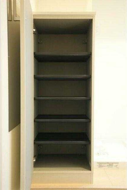 マーベラス鶯谷の収納