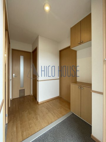 メゾンシルクの玄関