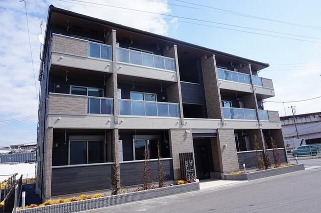 サニークレメント八潮の外観