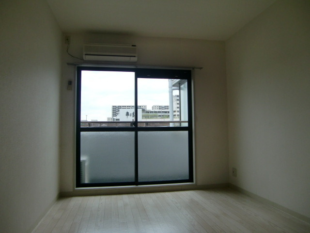 メゾン・ド・エクランの居間・リビング