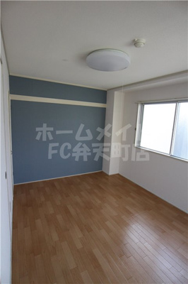 【居間・リビング】 | メゾンクレールつかさ | ゆったりとしたリビングです