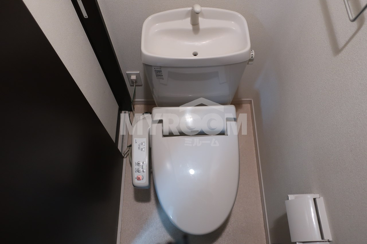 アートヒルズ北新宿のトイレ|ウォシュレット機能付きトイレ☆（同一仕様写真）