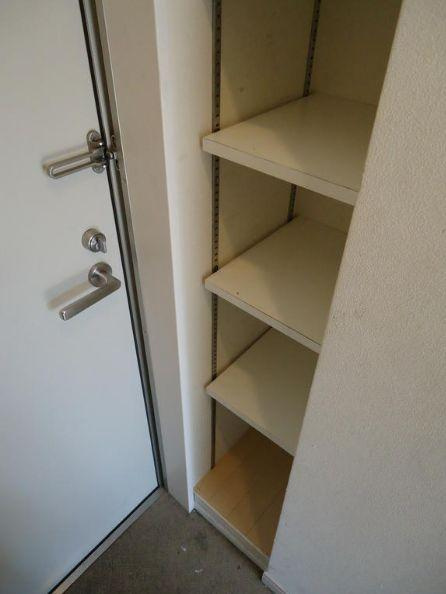 アートヒルズ北新宿の収納|シューズボックス☆（同一仕様写真）