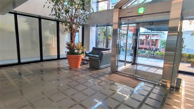 川崎市多摩区登戸の賃貸マンションのロビー