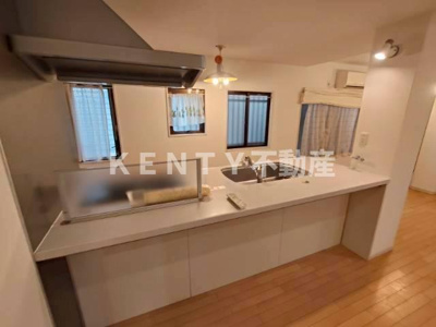 【キッチン】 | シークレットプラザ東六郷 | 使いやすいキッチンです