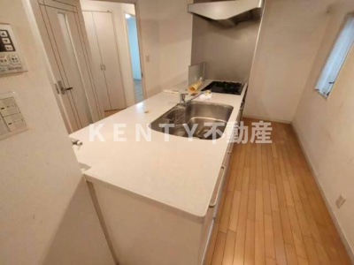 【キッチン】 | シークレットプラザ東六郷 | お料理しやすいキッチンです