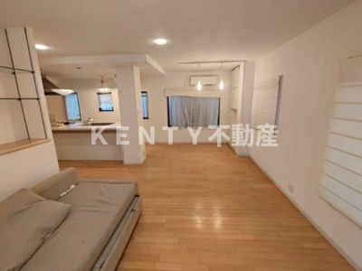 【洋室】 | シークレットプラザ東六郷 | コンパクトで使いやすい洋室です