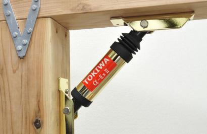 仲介手〇料不要　i-passo北区明徳町3号地【川上小・北部中】のその他|制震ダンパー 地震による建物の揺れを減らし、建物を地震から守ります。最大55%地震の揺れを吸収し、繰り返しの地震にも強く、小さな揺れからも効果を発揮。120年以上の耐久性で半永久的にメンテナンスフリー