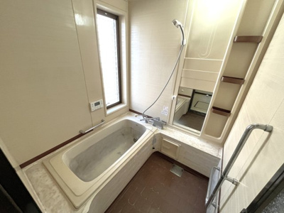 【浴室】 | 中古一戸建　高知市大津乙