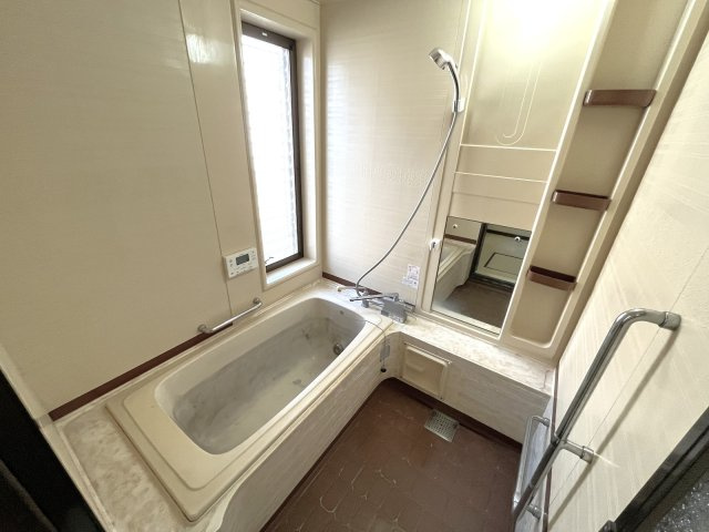 【浴室】 | 中古一戸建　高知市大津乙