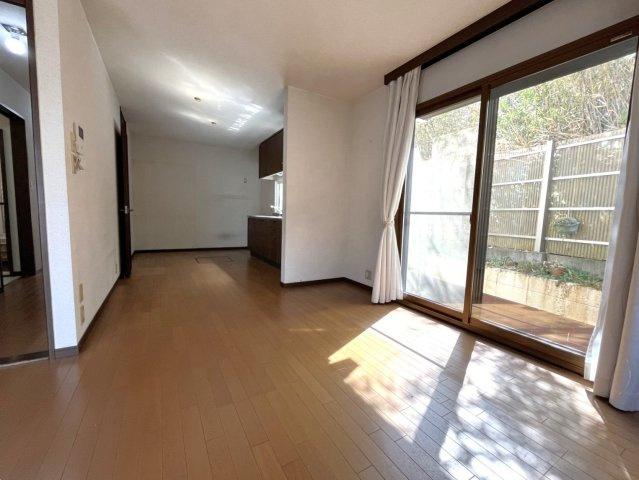 【居間・リビング】 | 中古一戸建　高知市大津乙