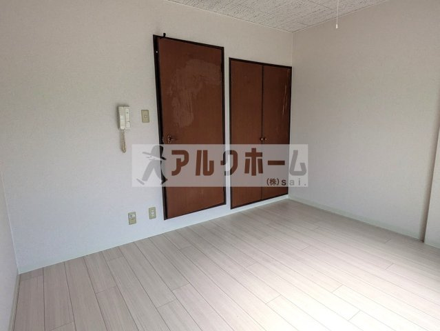 リーベハイツ青山の洋室