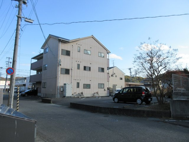 森谷マンションの外観
