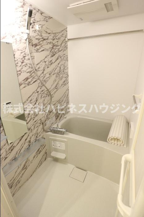 アステールピュールＫの浴室