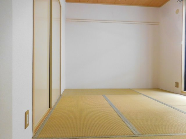 サンライフ川添の内装