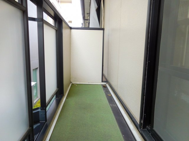 サンライフ川添のバルコニー