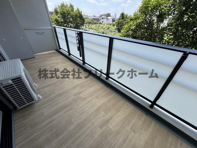 武蔵野市境２丁目の賃貸マンションのバルコニー
