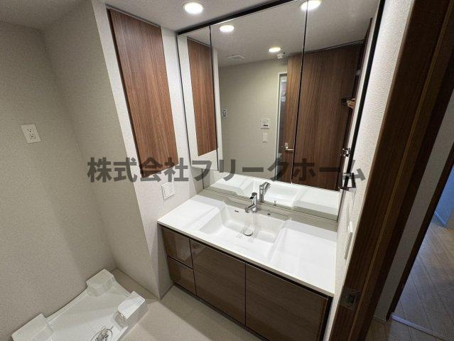 武蔵野市境２丁目の賃貸マンションの洗面所