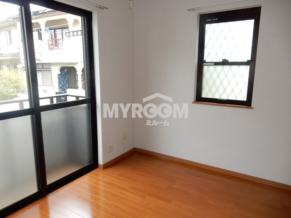 ハイツＮＡＮＡの居間・リビング|洋室☆