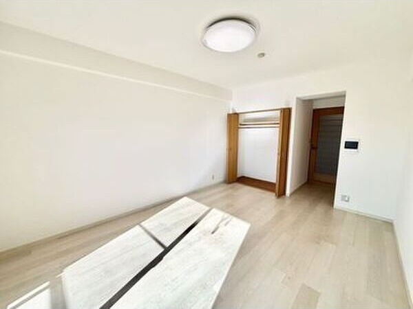 フィオーレ観月の居間・リビング