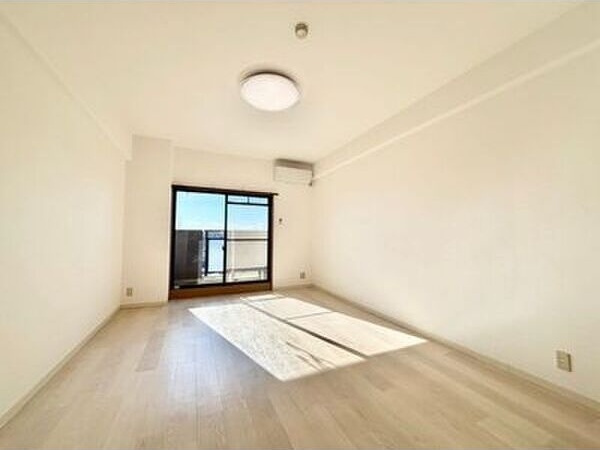 フィオーレ観月の居間・リビング