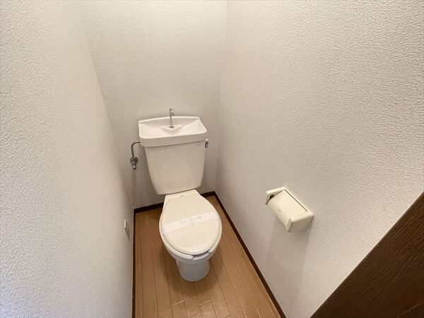 シャンフェルト西落合のトイレ|独立型のトイレルーム☆（同一仕様写真）