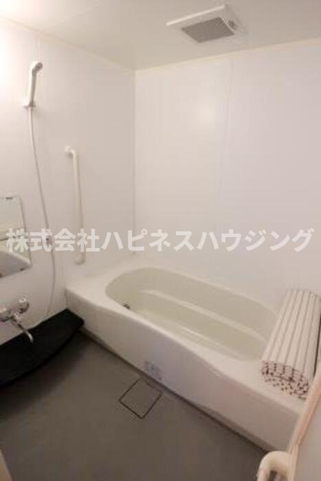 ソレーユソシア柏の浴室