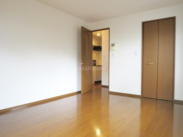 セレーノの寝室|反転タイプのお部屋の写真です。