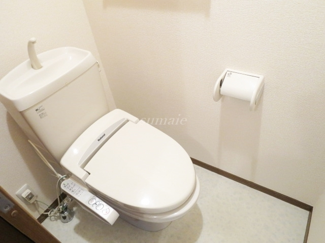 セレーノのトイレ|温水洗浄機能付きトイレです☆