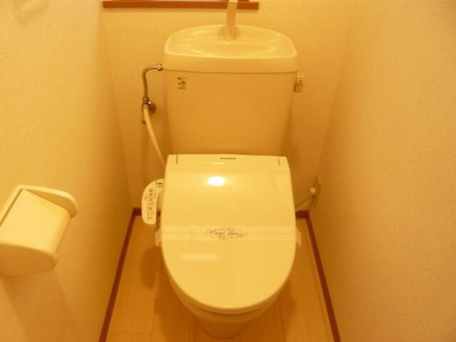 荒川区町屋１丁目のアパートのトイレ