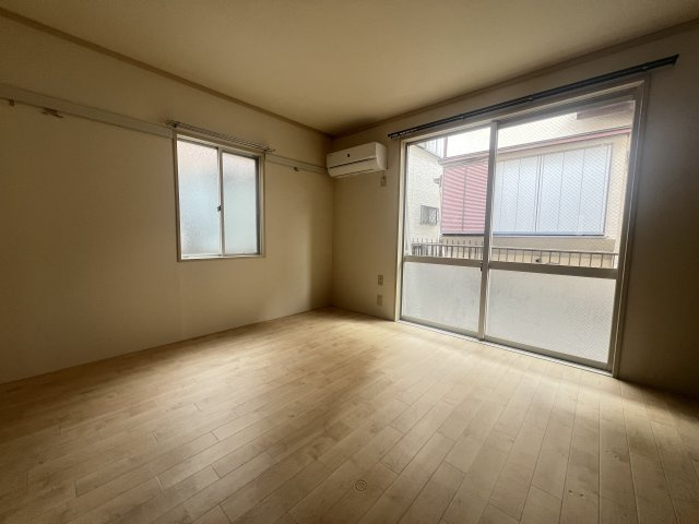 メゾン武藤の洋室