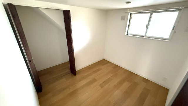 エルキュールA棟の洋室