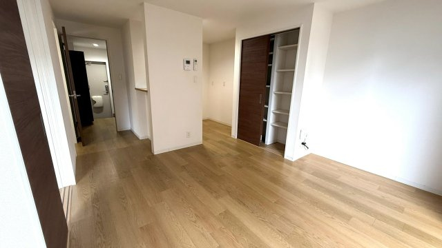 エルキュールA棟の居間・リビング