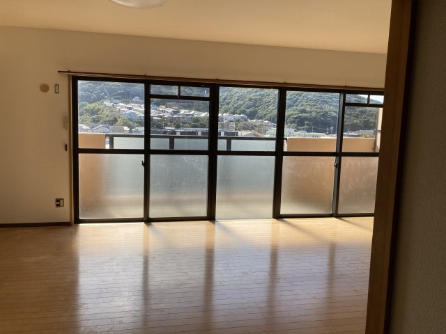 サンビレッジ畝刈