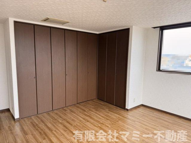 【内装】 |  西新地事務所Y