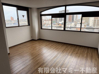 【内装】 |  西新地事務所Y