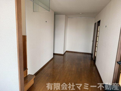 【ロビー】 |  西新地事務所Y