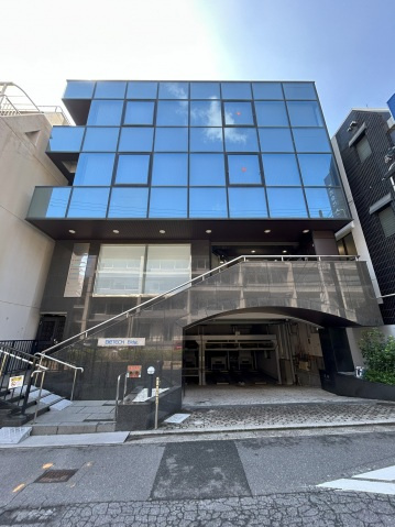 WAKOアールビルの外観