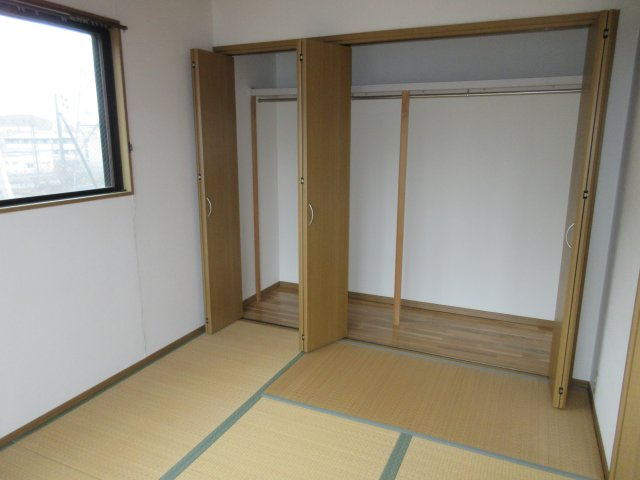森谷マンションの和室