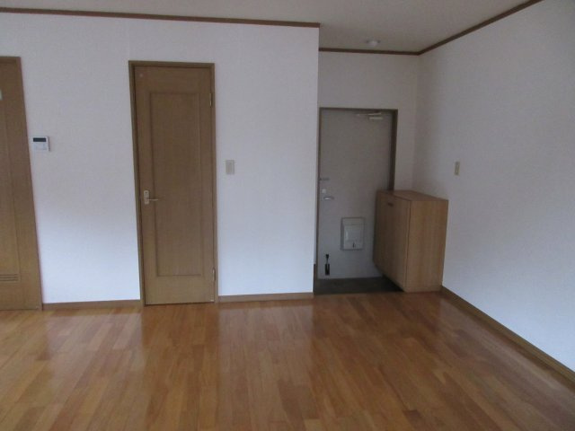 森谷マンションの居間・リビング
