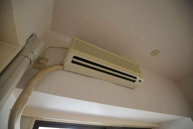 スターハイツ寿の設備|エアコン