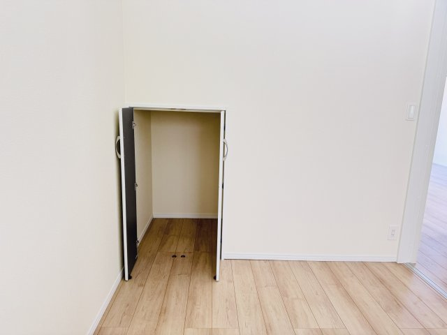 柏市大室新築戸建の収納|1F5帖洋室収納
