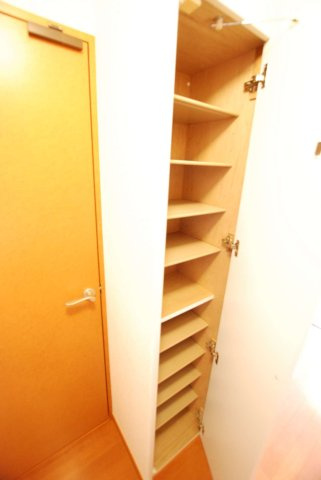 レオパレスイーグルⅤの内装|内装です