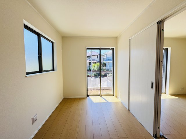 柏市大室新築戸建の洋室|1F5帖洋室