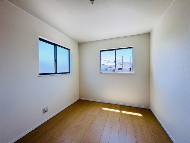 柏市大室新築戸建の子供部屋|6帖洋室