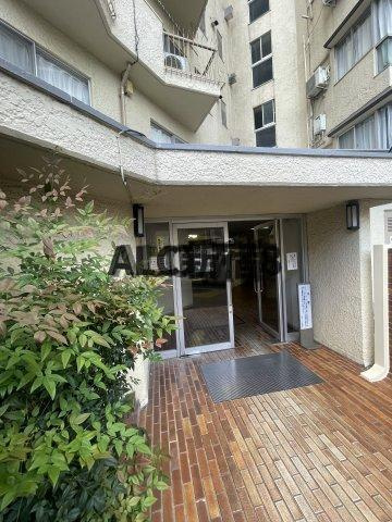 柏木ハイツのエントランス