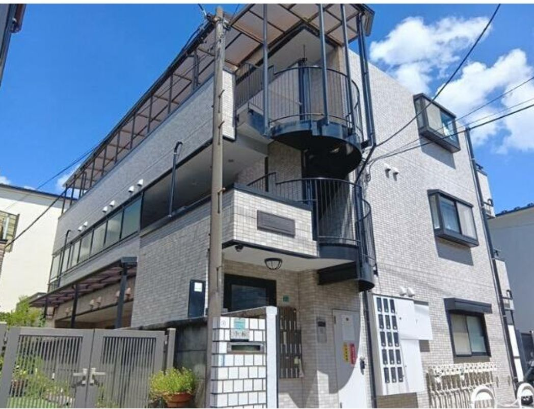 エレンシアのエントランス