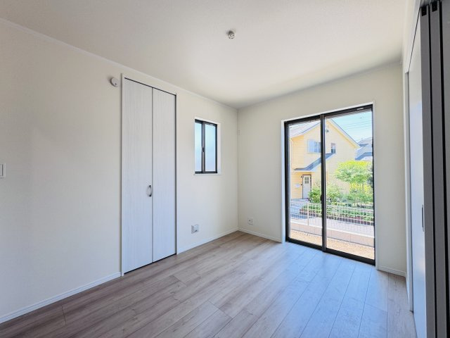 柏市大室新築戸建の洋室|1F4.81帖洋室